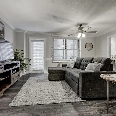 Stayatl Downtown High Rise Condo